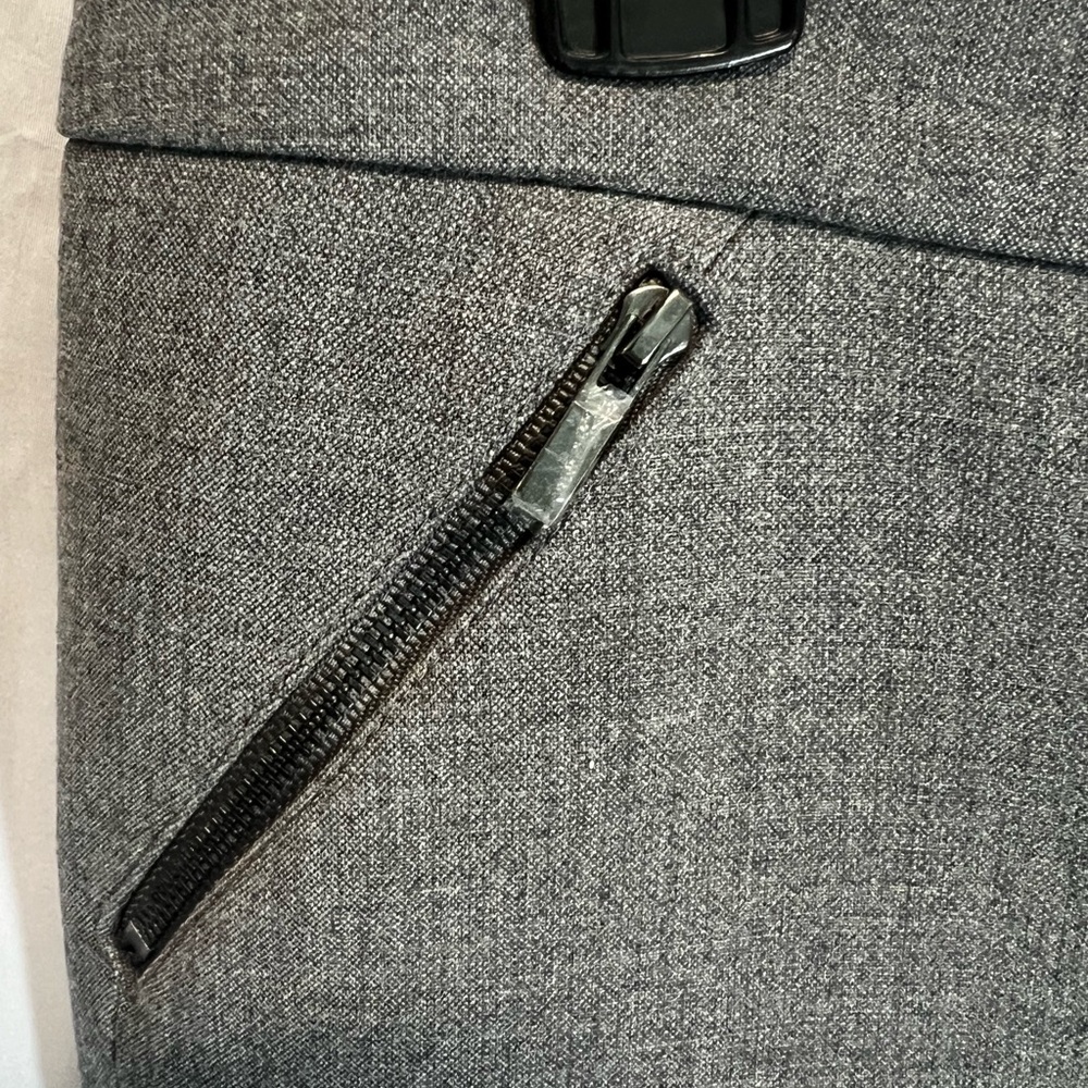 🌫️ EUC CLASSIQUES ENTIER Gray Dress Slacks | Size 8 - Picture 4 of 10